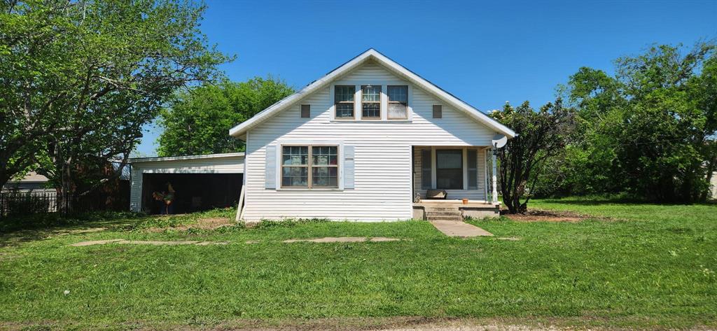 108 W Stroud Street Property Photo