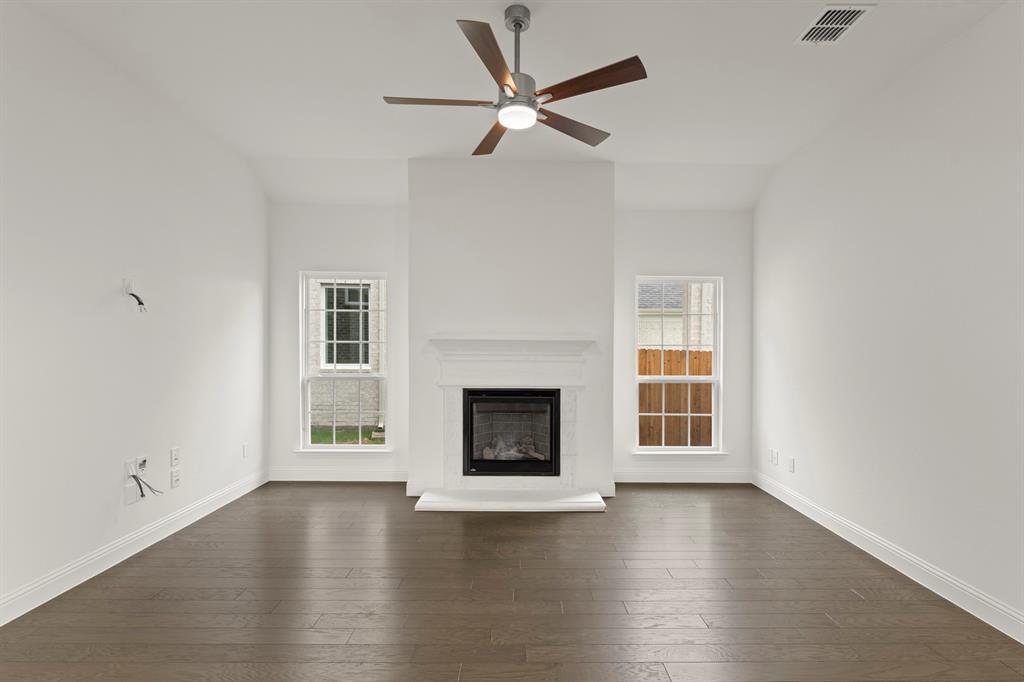 12710 Meadow Glen Property Photo 4