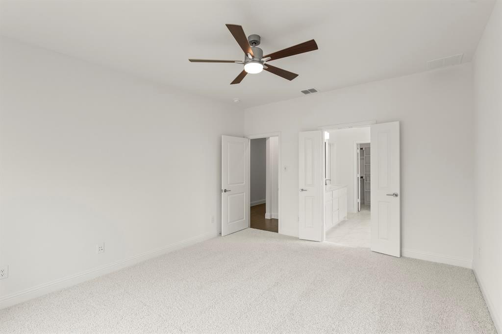 12710 Meadow Glen Property Photo 13