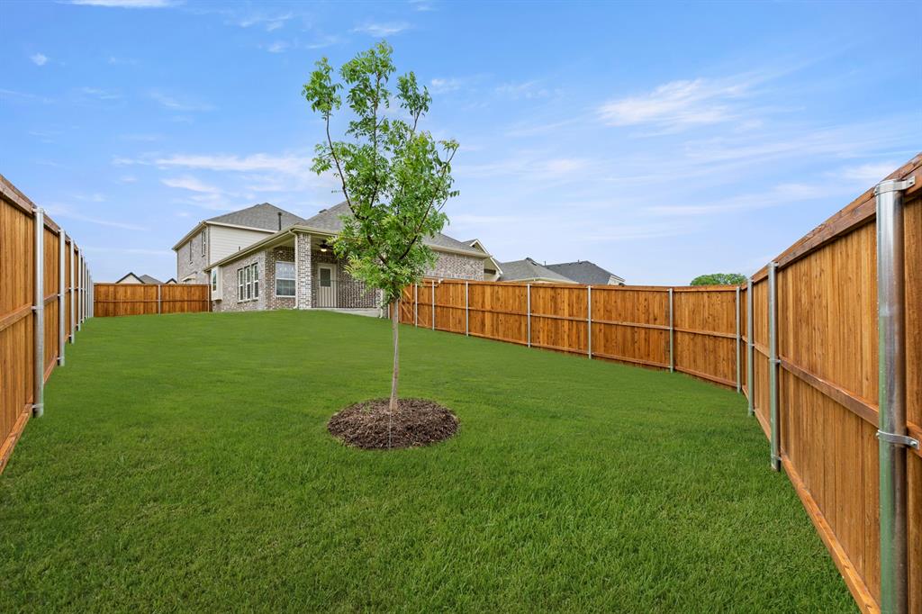 12710 Meadow Glen Property Photo 23