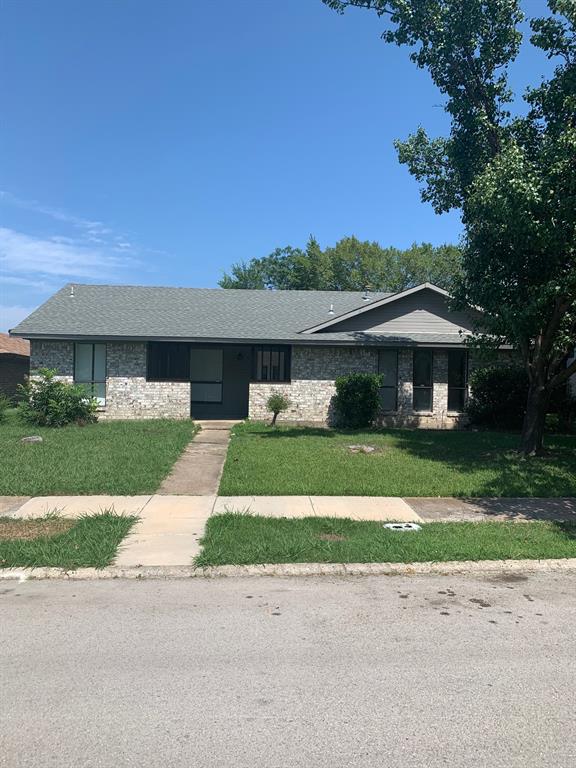 302 Willow Way Property Photo 1