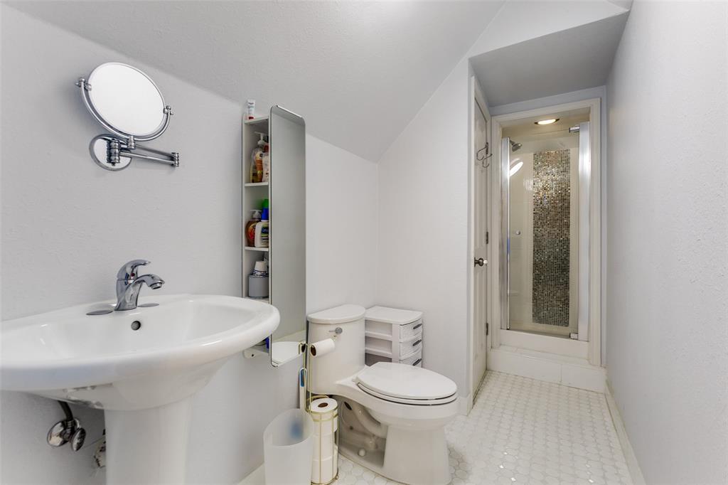 1740 Glenlivet Drive Property Photo 23