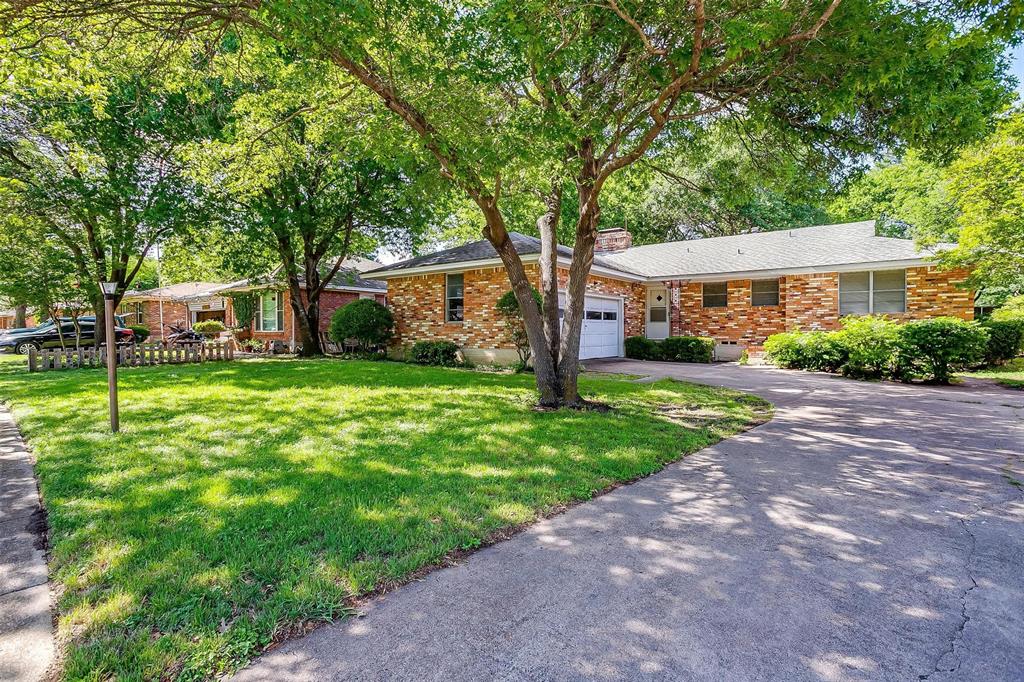 215 Mizell Street Property Photo