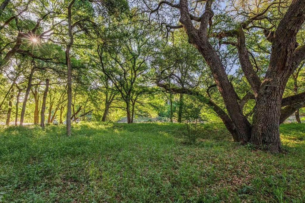 223 Oak Creek Circle Property Photo 6