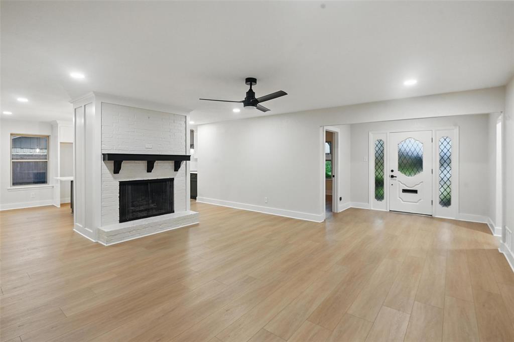 7716 La Risa Drive Property Photo 1