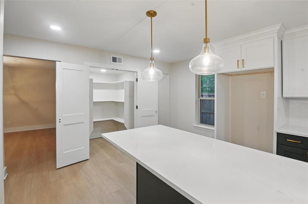 7716 La Risa Drive Property Photo 8