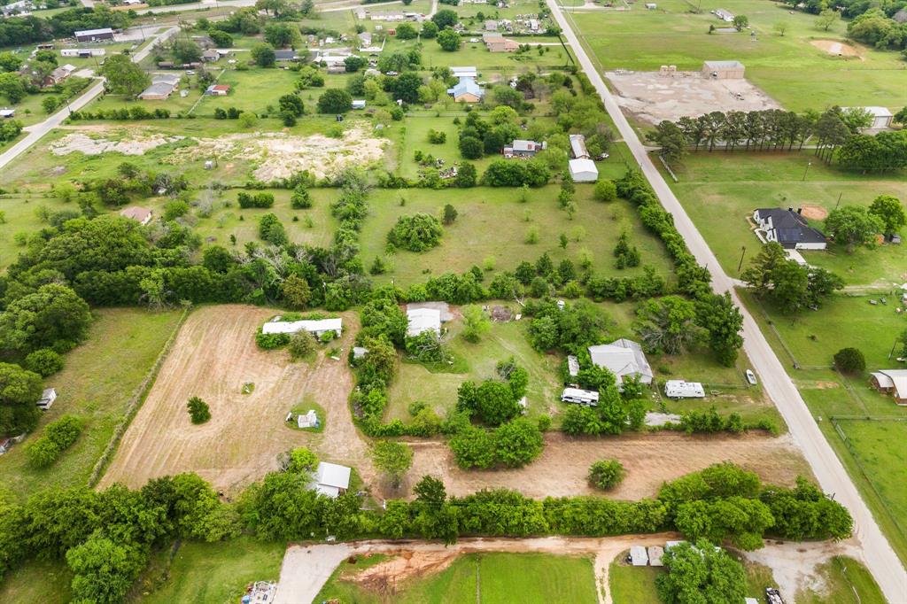 366 County Road 4851 Property Photo 2