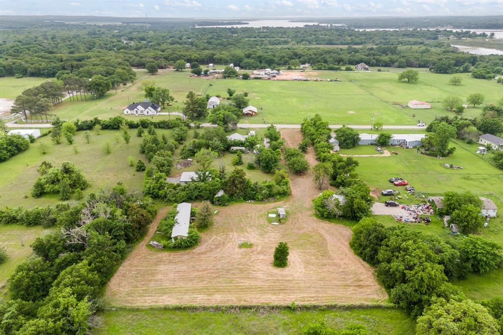 366 County Road 4851 Property Photo 6