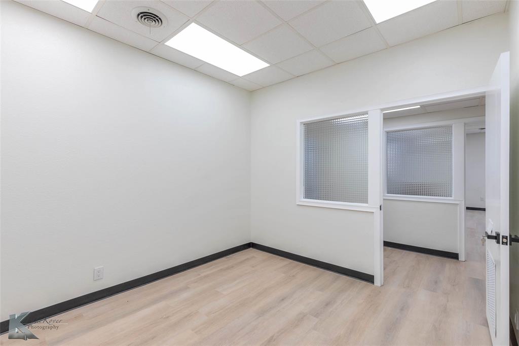 317 N Willis Street Property Photo 5