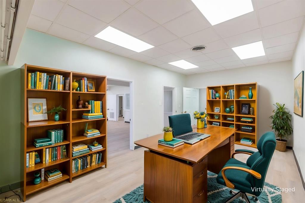317 N Willis Street Property Photo 11