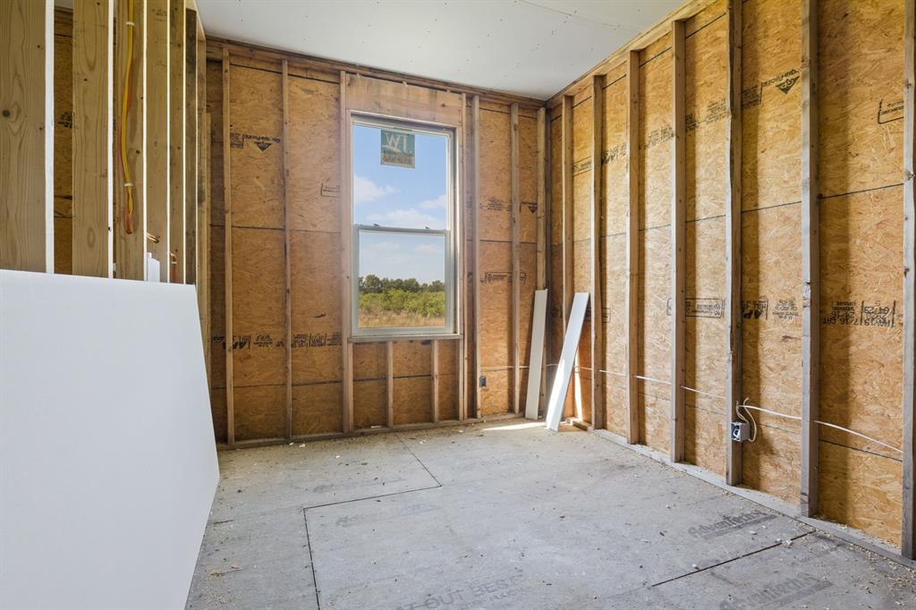 2363 Nw County Road 1050 Property Photo 11