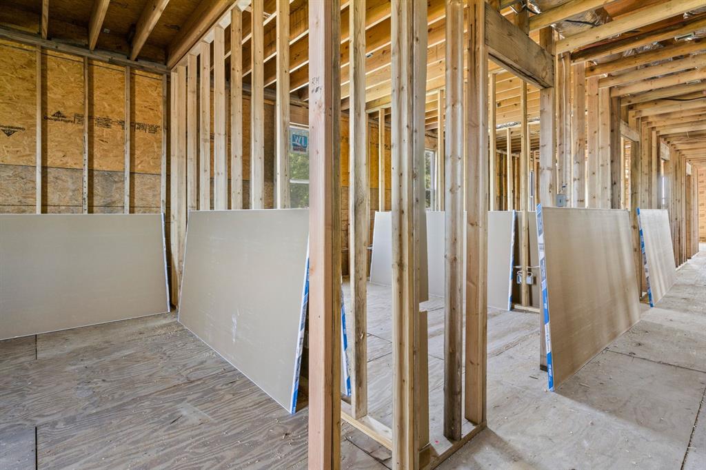 2363 Nw County Road 1050 Property Photo 17