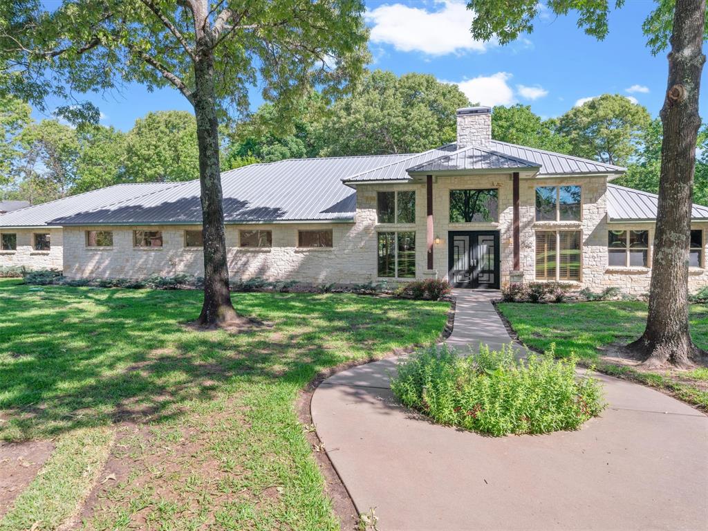 Yantis Real Estate Listings Main Image