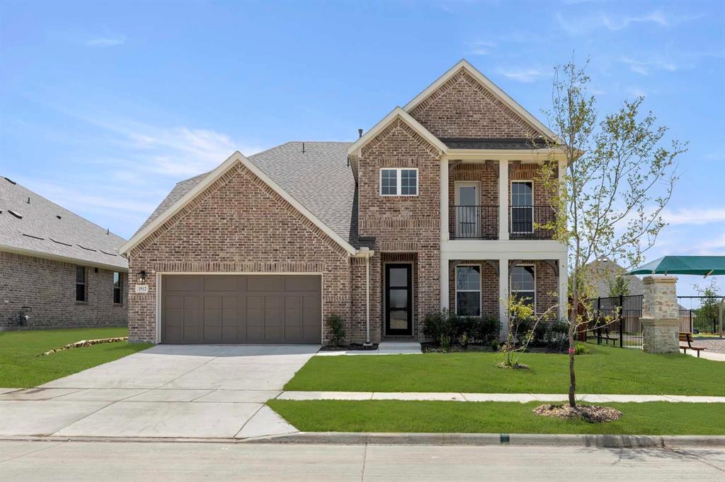 1912 Bearskin Drive Property Photo 1