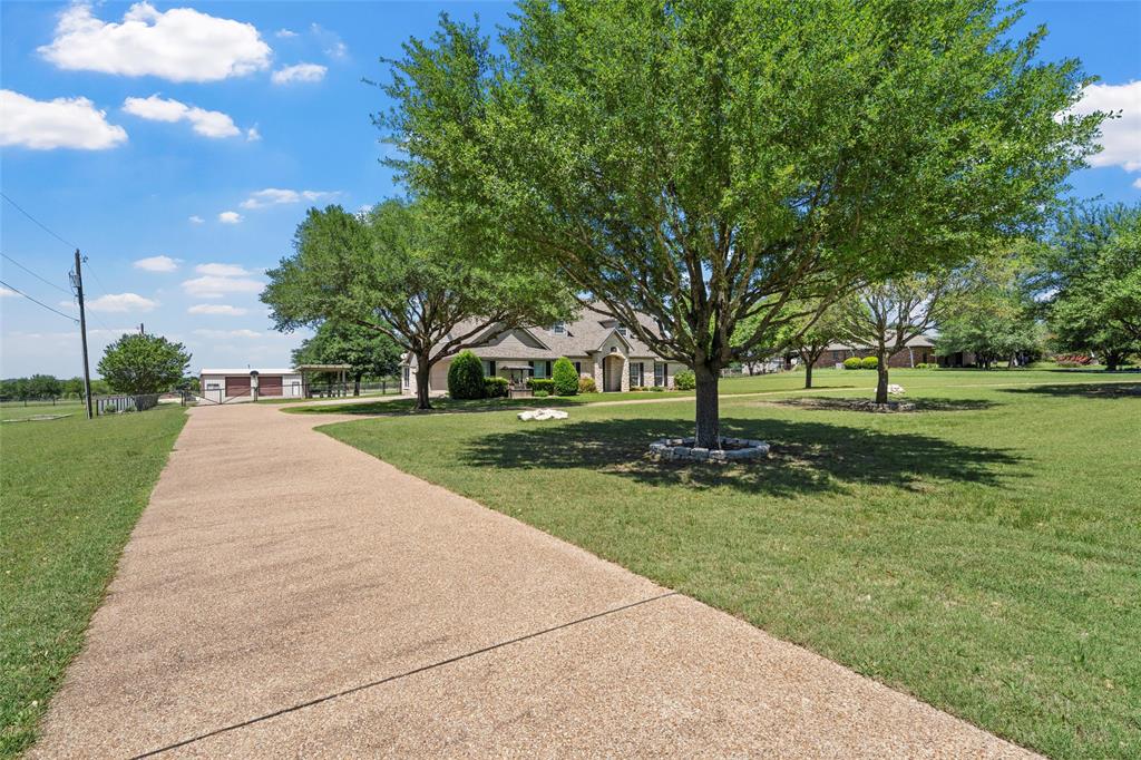 1018 Shilling Drive Property Photo 3