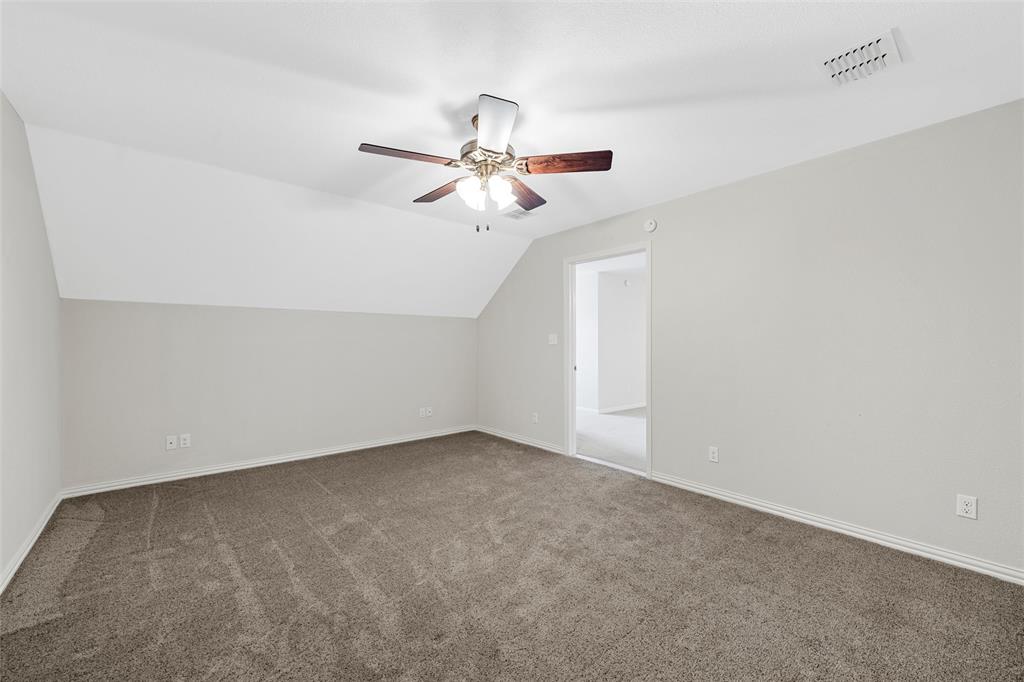 1018 Shilling Drive Property Photo 16