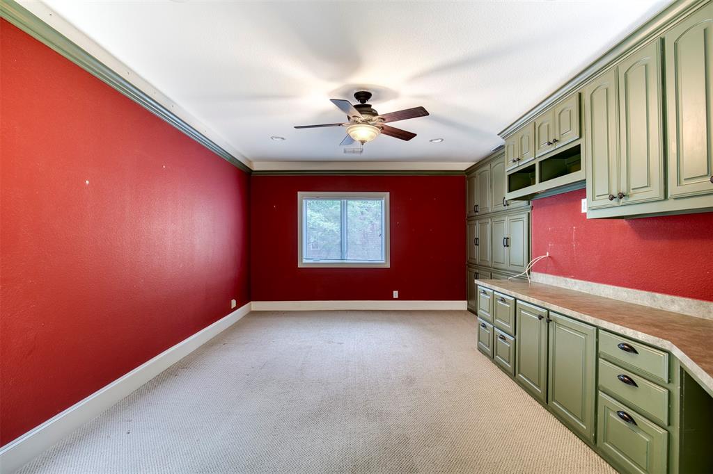 711 Pearl Cove Property Photo 8