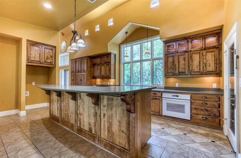 711 Pearl Cove Property Photo 12