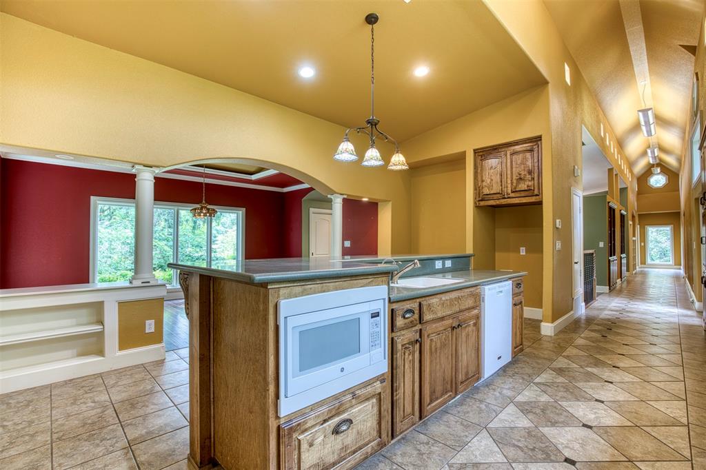 711 Pearl Cove Property Photo 13