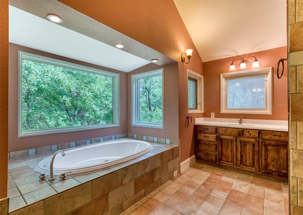 711 Pearl Cove Property Photo 18