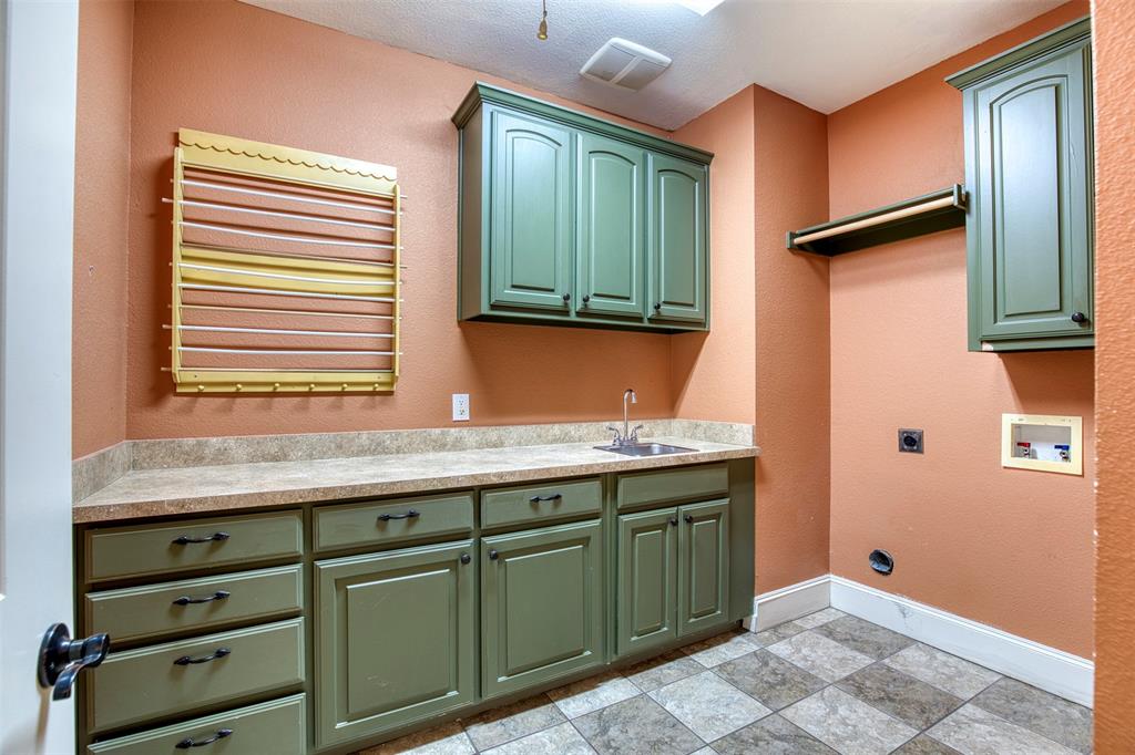 711 Pearl Cove Property Photo 22