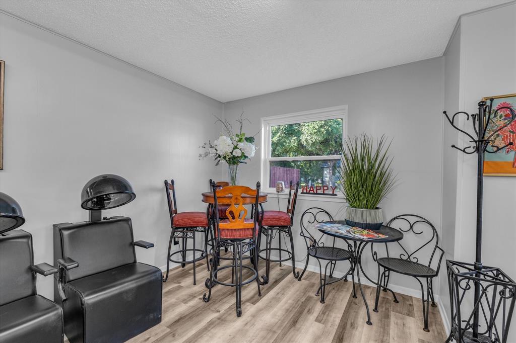 809 Harris Street Property Photo 8