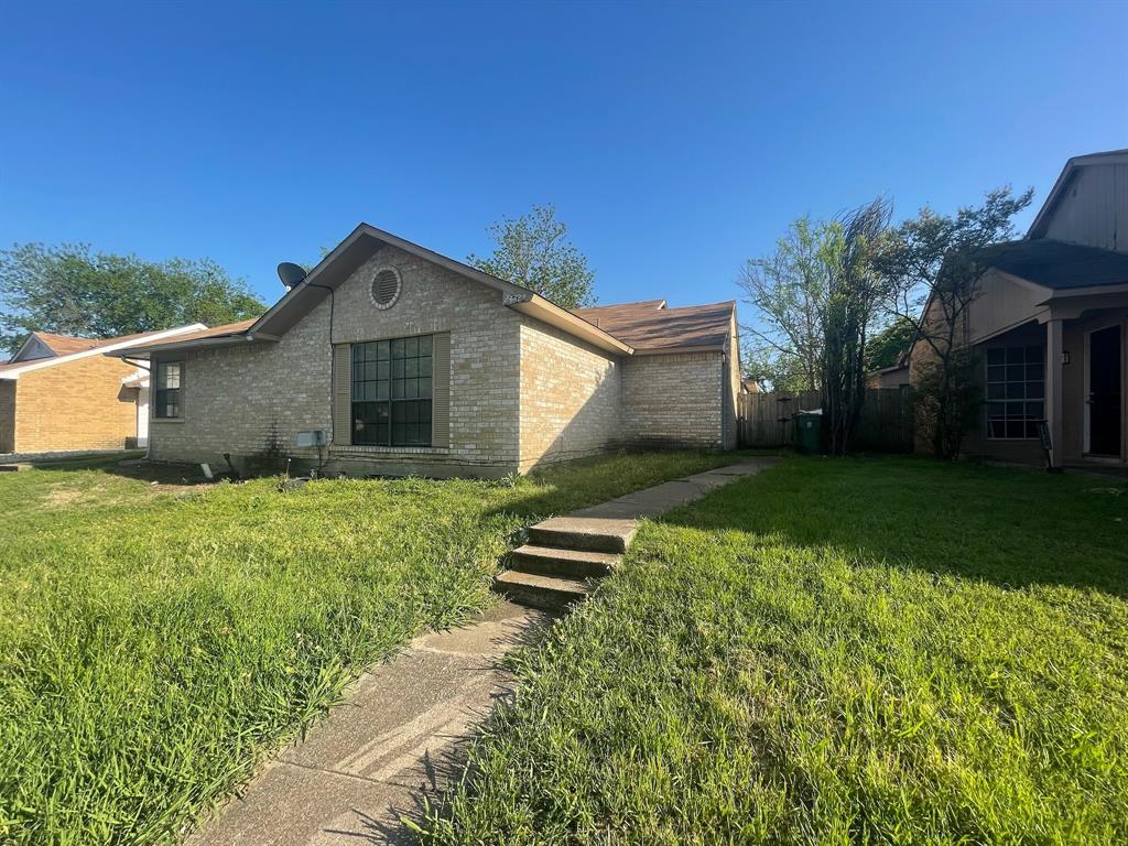 2432 Limestone Drive Property Photo