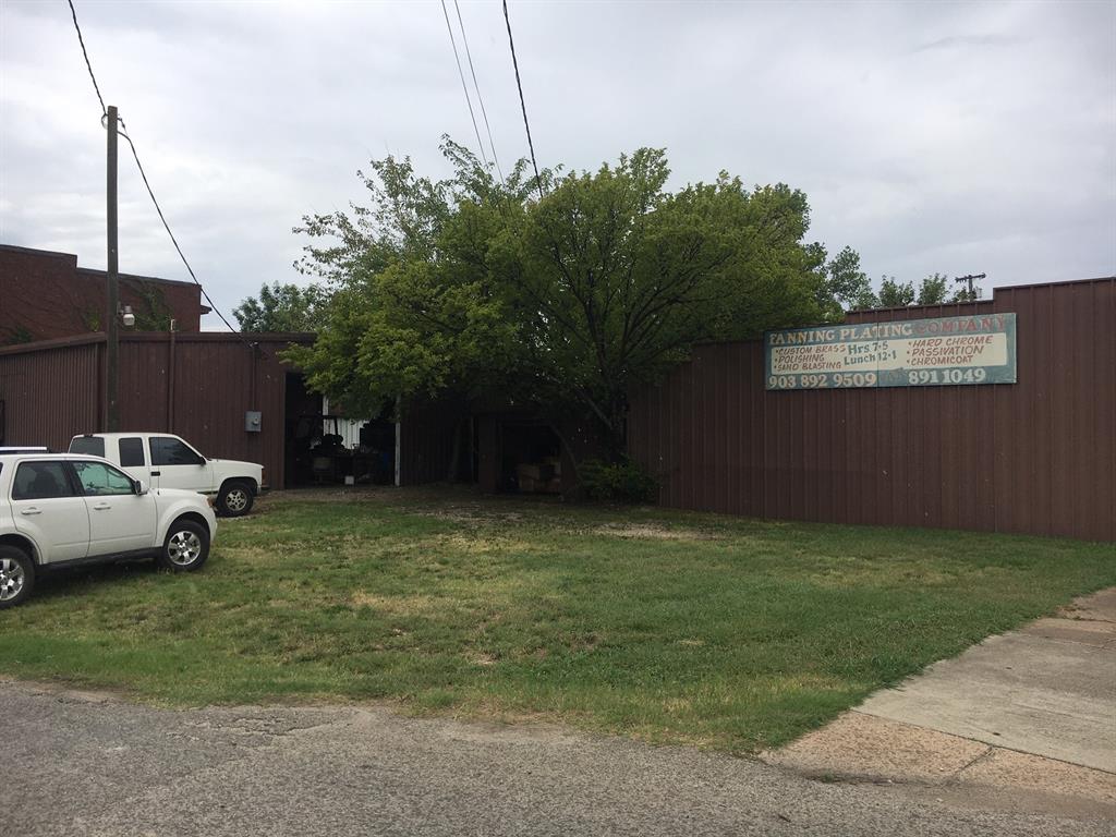 312 E Houston Street Property Photo 10