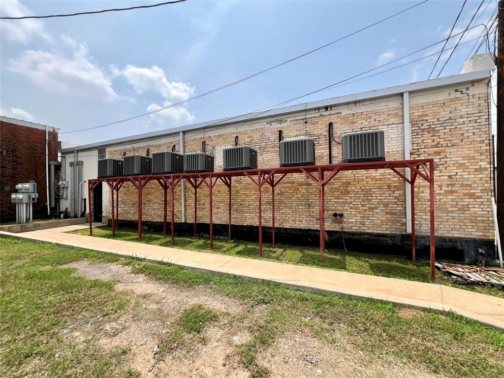 105 State Highway 154 Property Photo 10