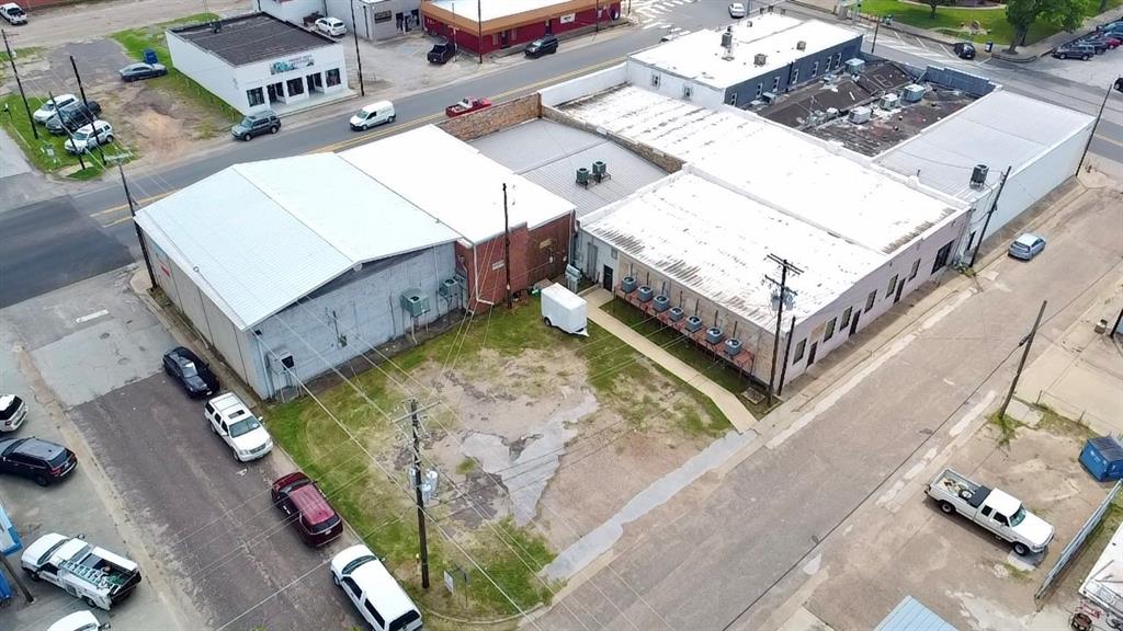 105 State Highway 154 Property Photo 11