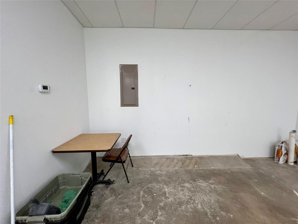 105 State Highway 154 Property Photo 24