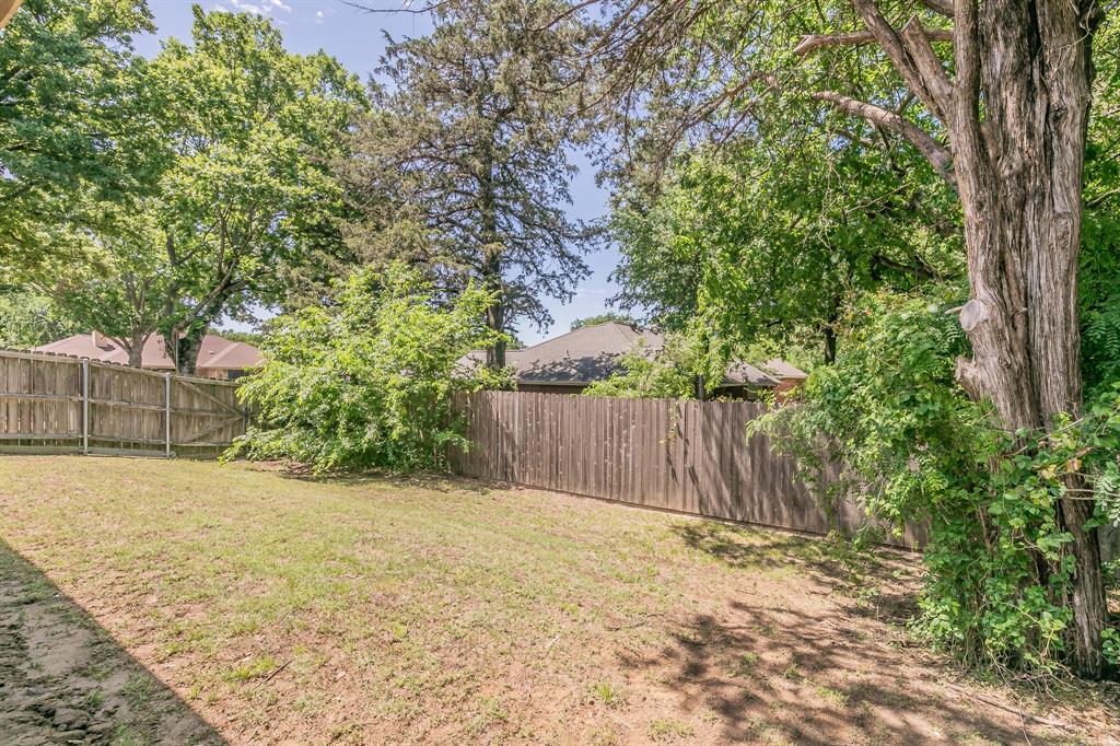 1944 Nottingham Drive Property Photo 24