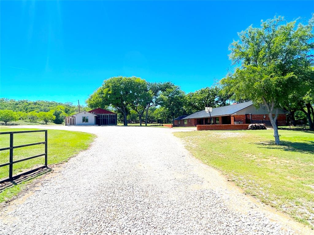 712 State Highway 67 Property Photo 1
