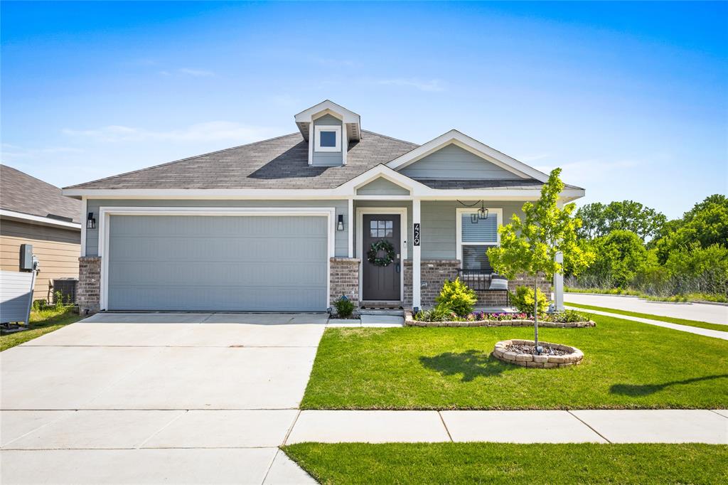 429 Dewberry Street Property Photo