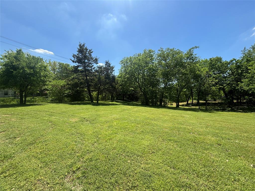 Saint Jo Real Estate Listings Main Image