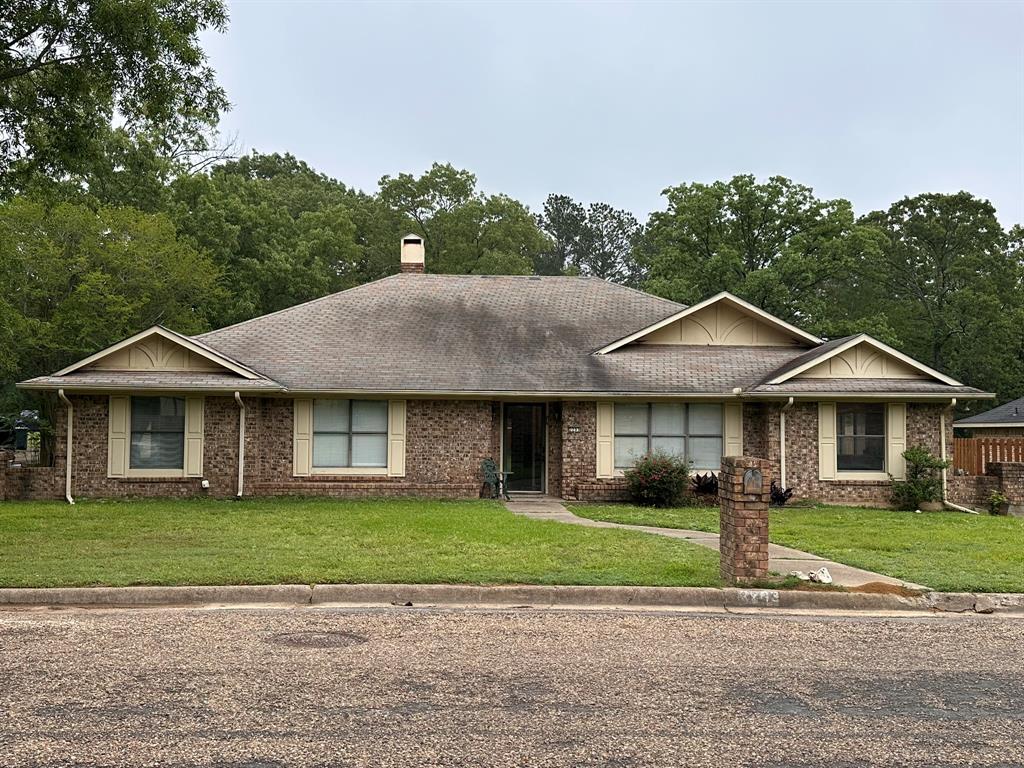 2203 S Williams Avenue Property Photo