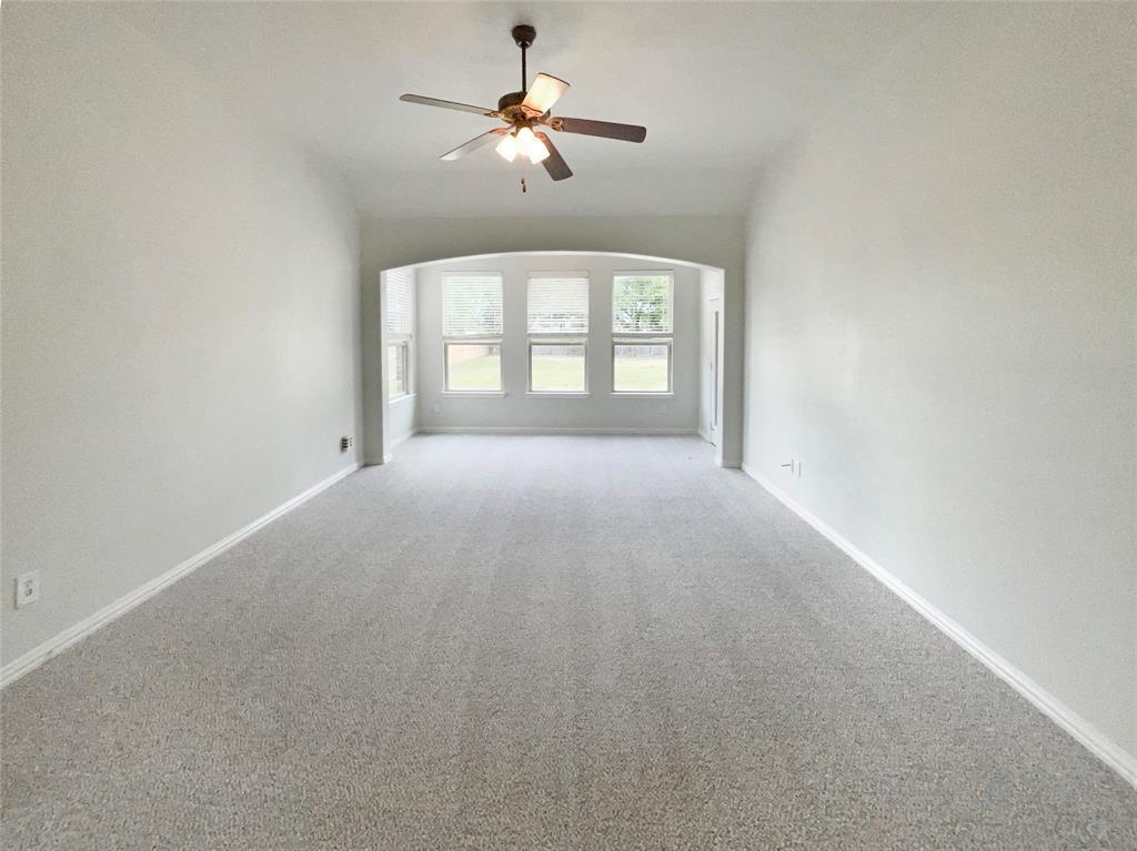 1005 Lake Hollow Drive Property Photo 10