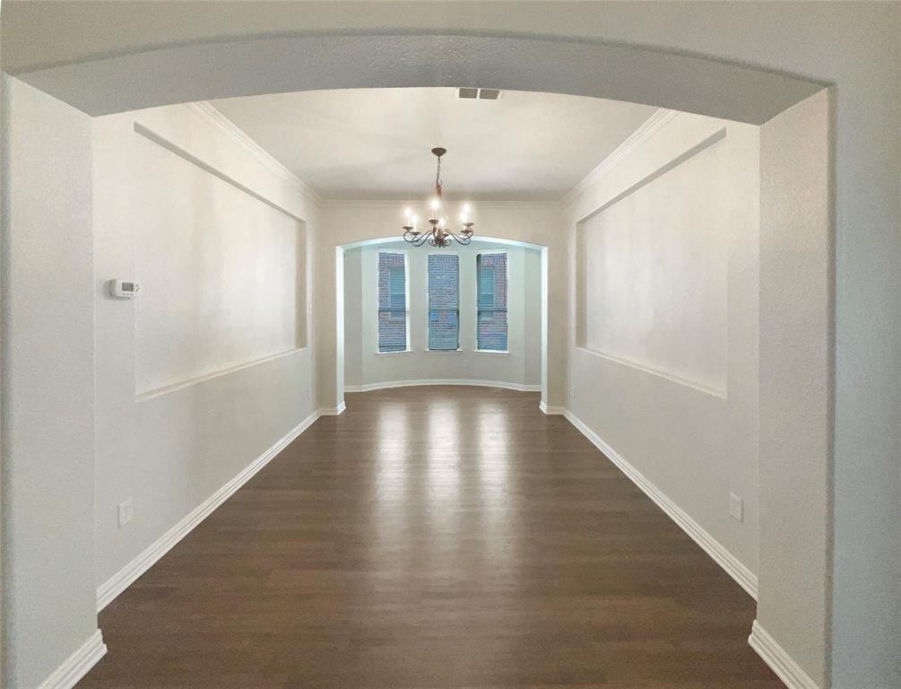 1005 Lake Hollow Drive Property Photo 17