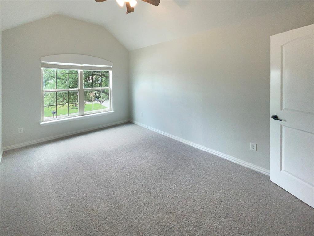 1005 Lake Hollow Drive Property Photo 18