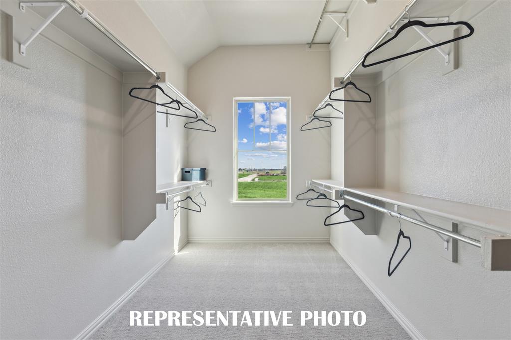 208 Dylan Way Property Photo 13