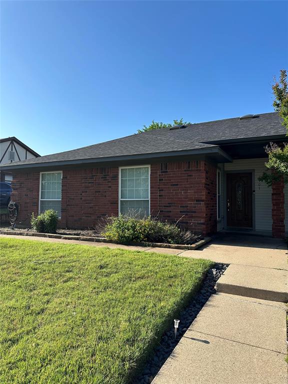 2401 Dalewood Lane Property Photo