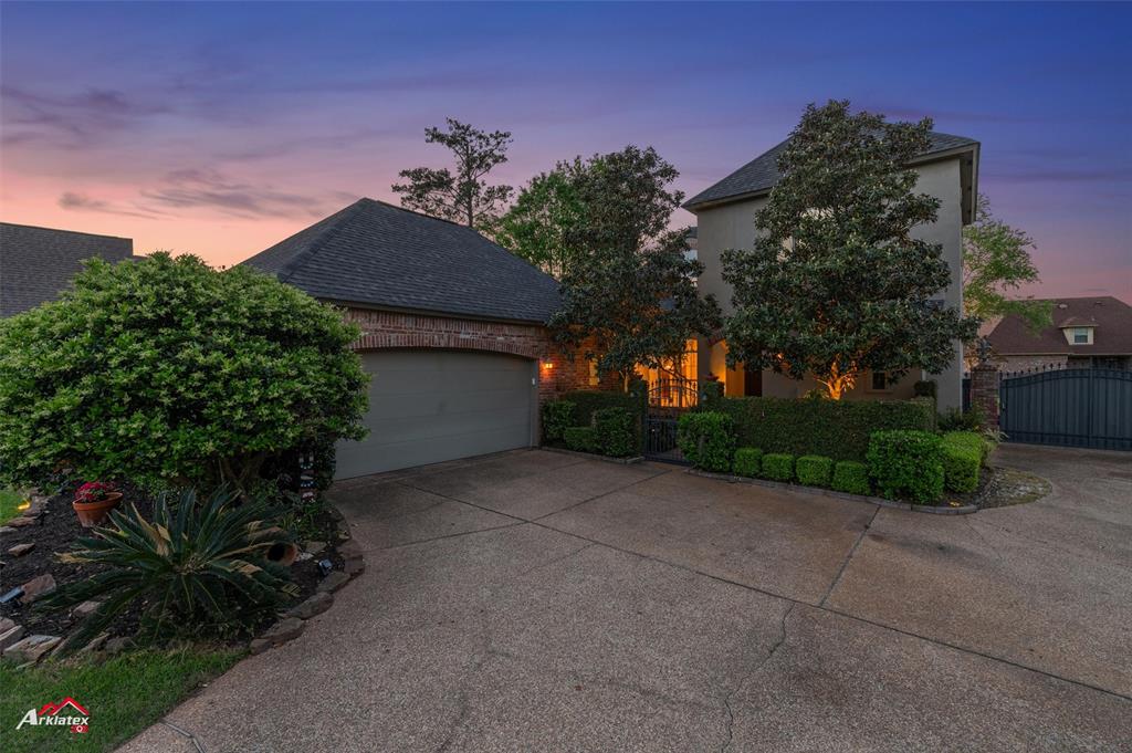 1010 Saint Tammany Court Property Photo 3