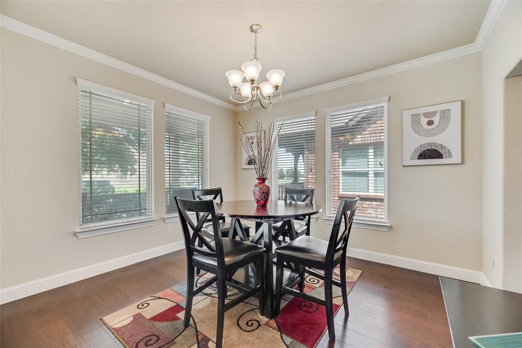 2314 Marigold Drive Property Photo 3