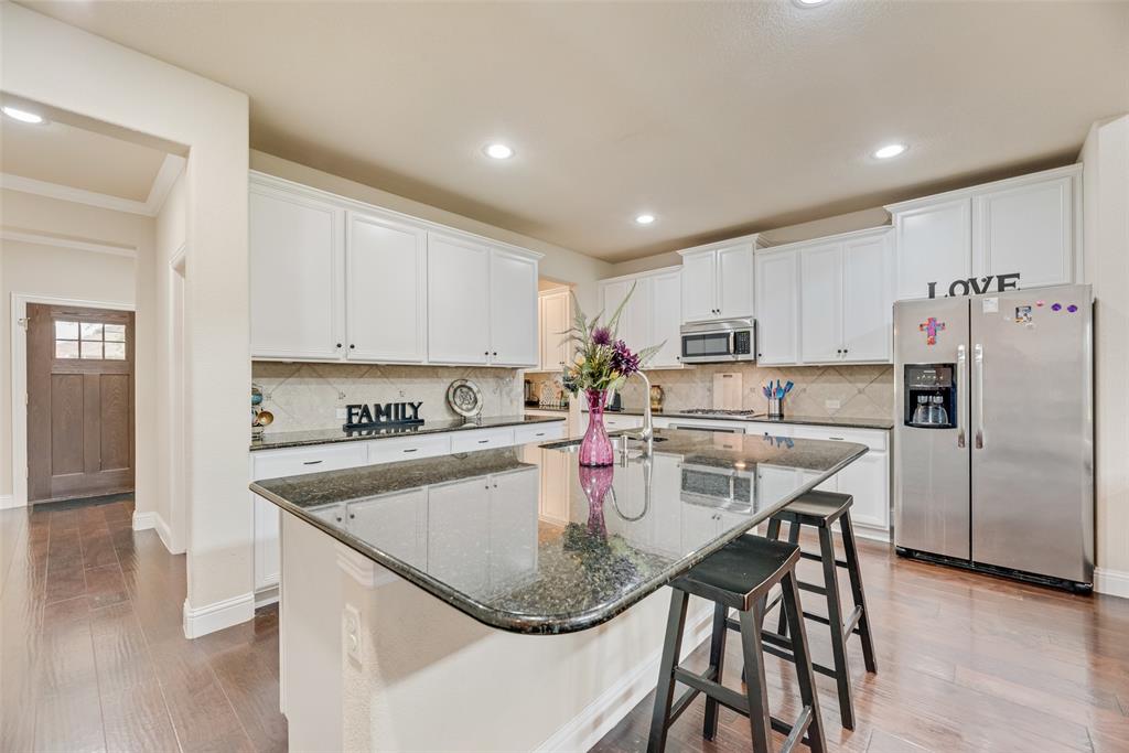 2314 Marigold Drive Property Photo 6