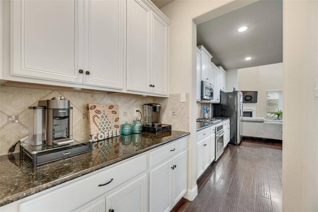 2314 Marigold Drive Property Photo 7