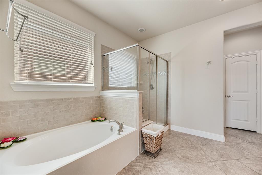 2314 Marigold Drive Property Photo 11