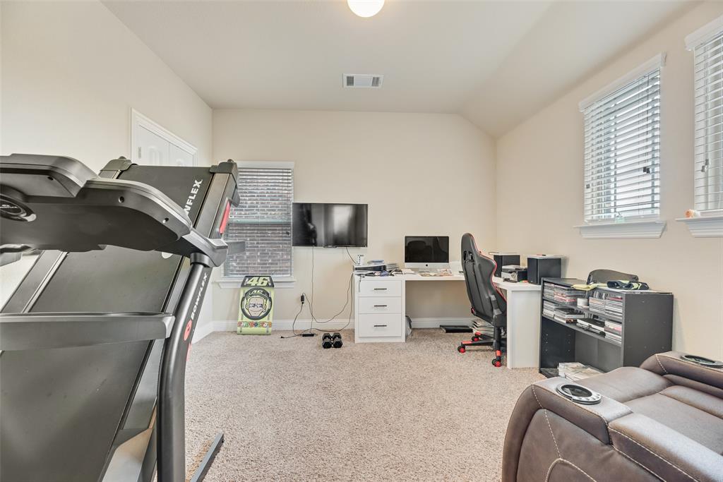 2314 Marigold Drive Property Photo 16