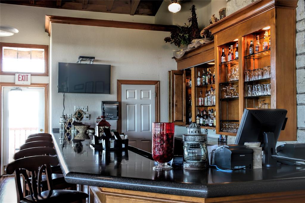 1096 Lakeside Trail Property Photo 17