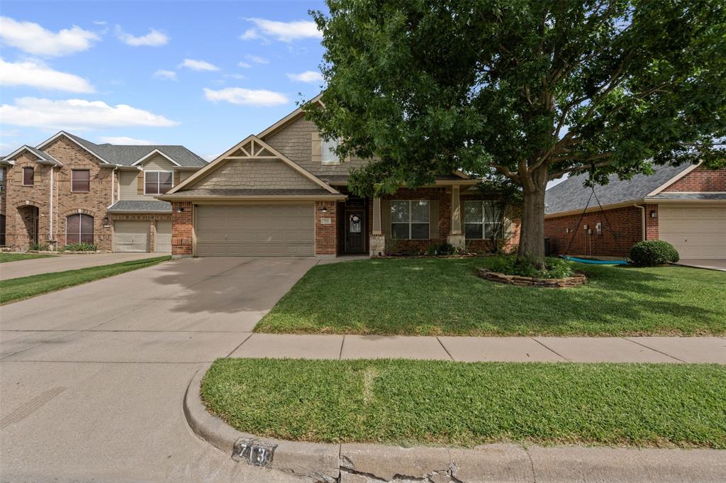 713 Evergreen Court Property Photo
