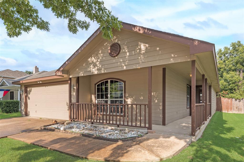 1574 Wildflower Drive Property Photo 6
